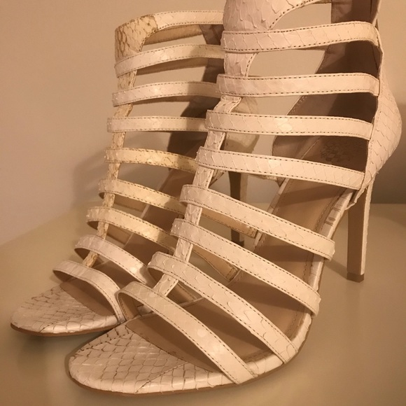Vince Camuto White Heels - Picture 3 of 7